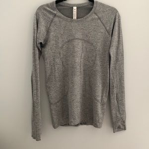 EUC!  Lululemon Swiftly Tech long sleeve shirt 2.0 size 6